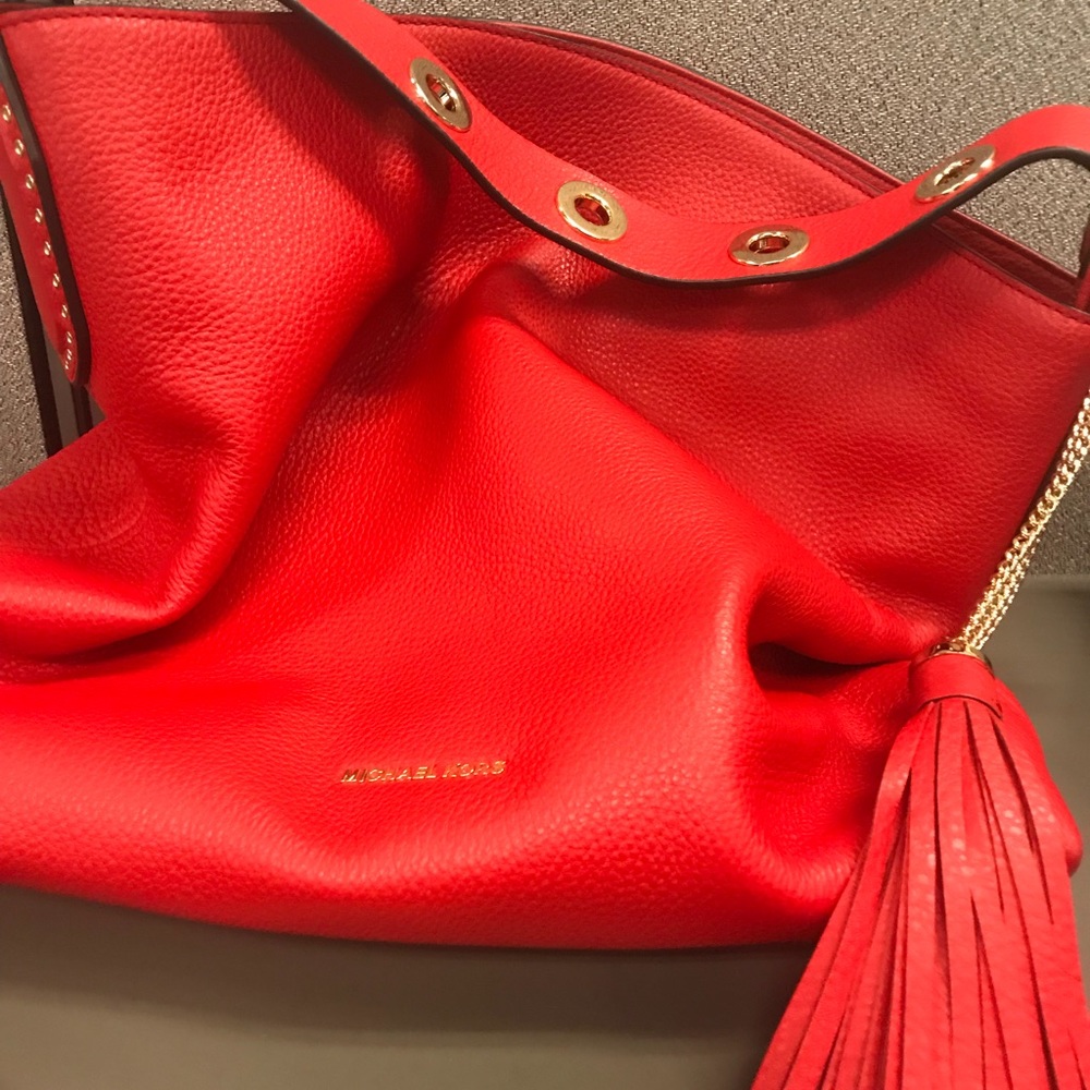 Red Leather Micheal Kors Large Shoulder 👜